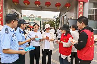 无力回天！狄龙末节独得13分 全场9中7拿到19分